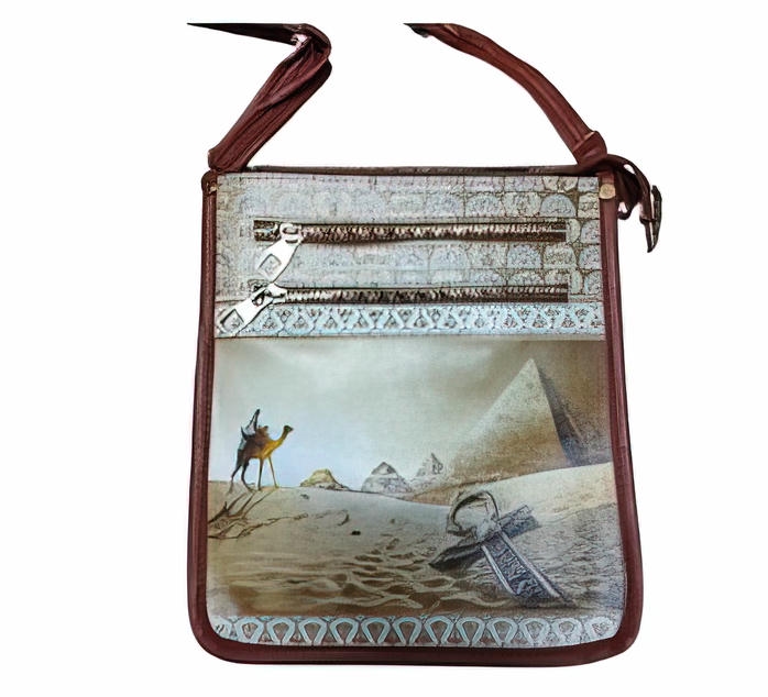 -Leather crossbody bag with 3 zippers