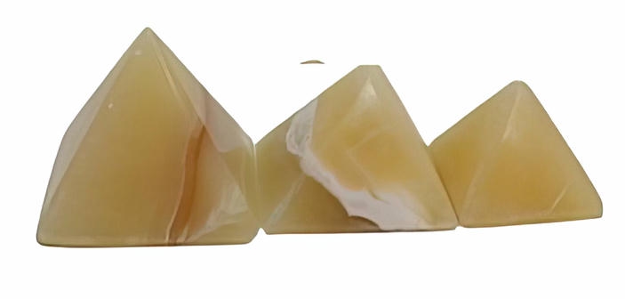 -Alabaster Pyramid set (s), various shapes and colours