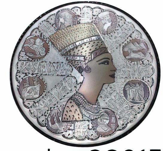 -Light Pharaonic engraved plate, cm 17