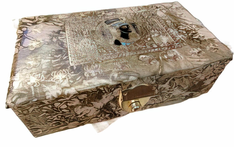 -Rectangular leather box, various shapes and colors, 14 x 20 cm